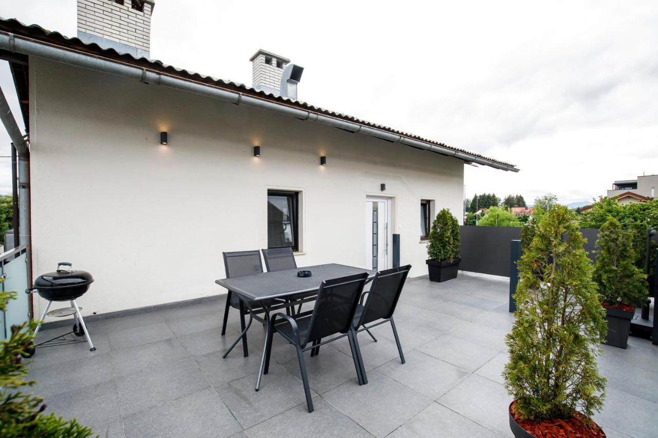 Apartments Vila Apolonia Λιουμπλιάνα Εξωτερικό φωτογραφία